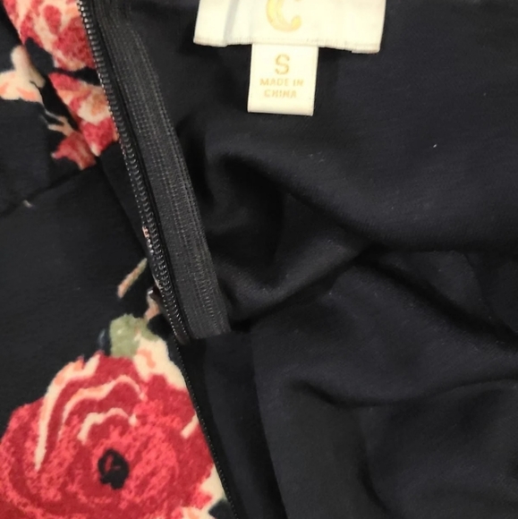 Women's Small C Label Black Floral Mini Dress - Picture 11 of 11